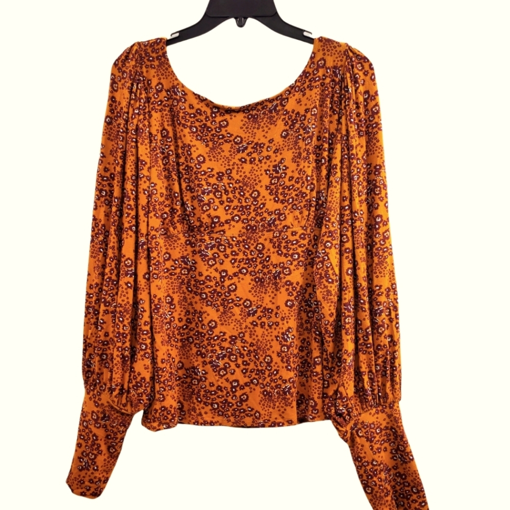 Free People Burnt Orange Floral Ballon Dolman Sleeve Fitted Back Out Top.